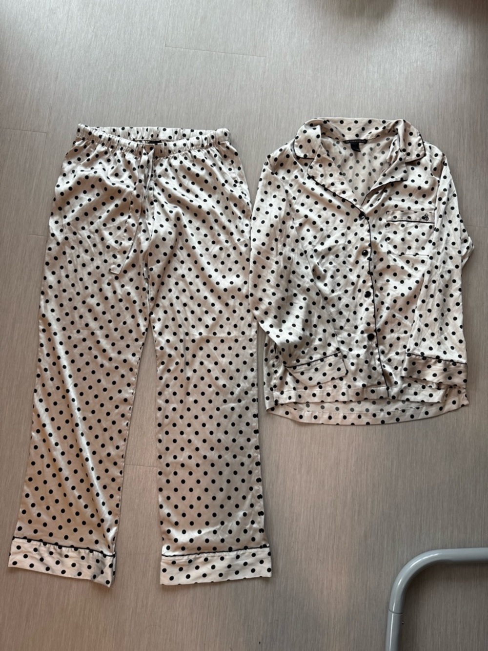 Victoria's Secret Cream Satin Polka Dot Womens Pajama Set with Black Dots